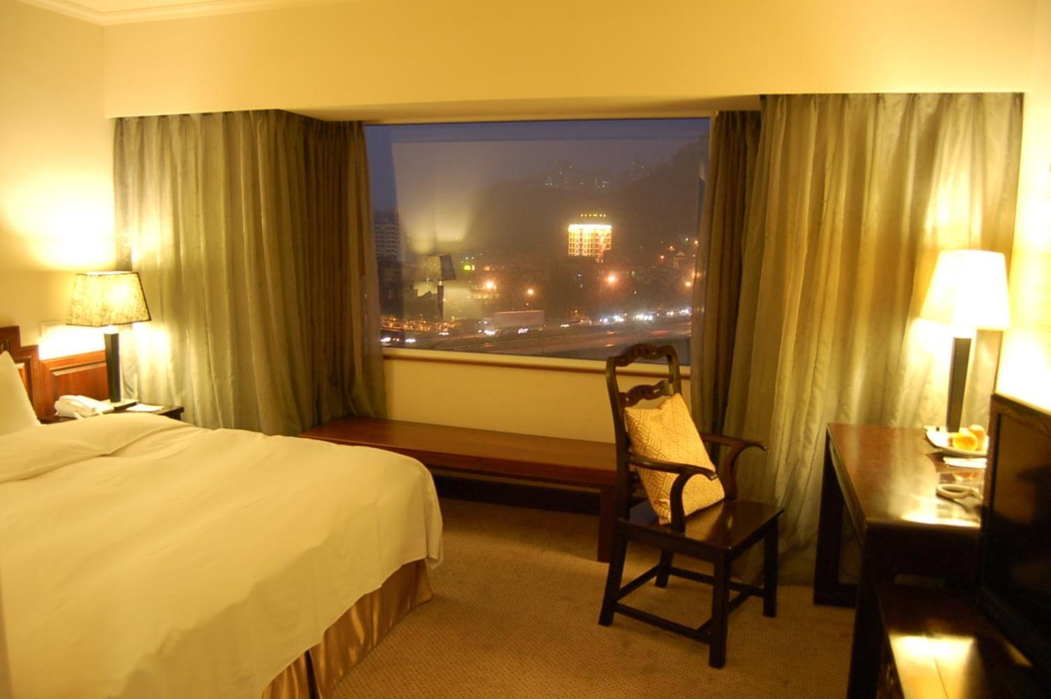 Beautiful Hotel Taipei Xindian Exterior photo